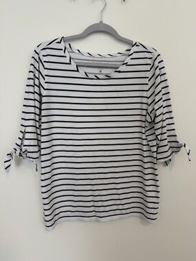 Lilly Pulitzer Pima Cotton Striped Tie-Sleeve Top, Navy & White